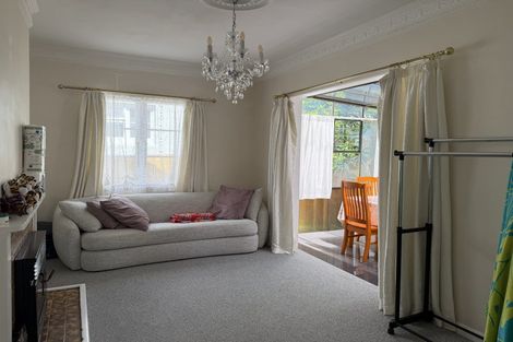 Photo of property in 31 Tasman Avenue, Mount Albert, Auckland, 1025