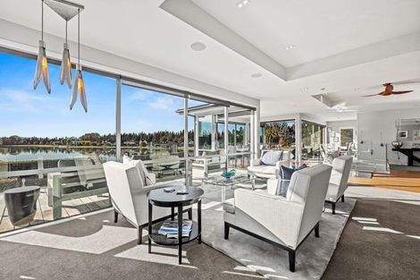 Photo of property in 37 Oakgrove Drive, Rangiora, 7400