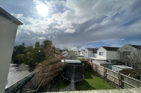 Photo of property in 46 Kona Crescent, Henderson, Auckland, 0610