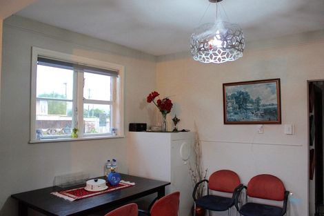 Photo of property in 110 Astley Avenue, New Lynn, Auckland, 0600