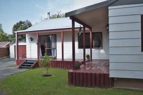 Photo of property in 16 Tawa Street, Tokomaru, Palmerston North, 4474