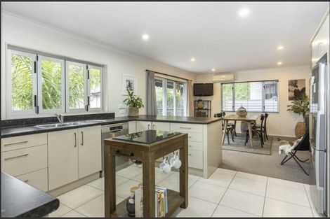 Photo of property in 151 Milton Road, Bluff Hill, Napier, 4110