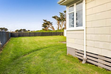 Photo of property in 16 Manchester Street, Patea, 4520