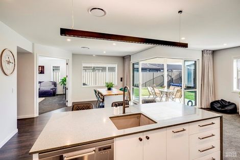 Photo of property in 52 Kenny Road, Te Awa, Napier, 4110