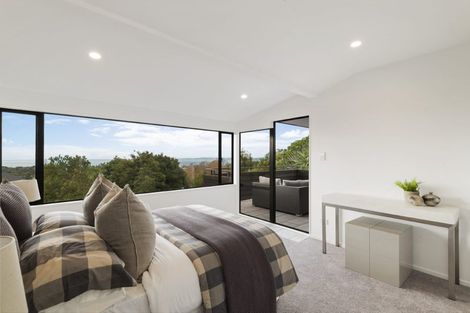 Photo of property in 1/95 Braemar Road, Castor Bay, Auckland, 0620