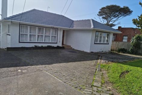 Photo of property in 47 Vine Street, Mangere East, Auckland, 2024