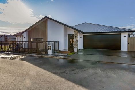 Photo of property in 8 Whitburn Avenue, Halswell, Christchurch, 8025