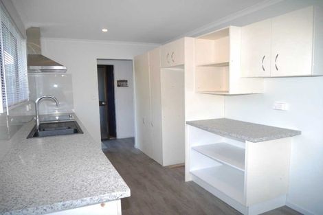 Photo of property in 11 Ruahine Street, Paraparaumu, 5032