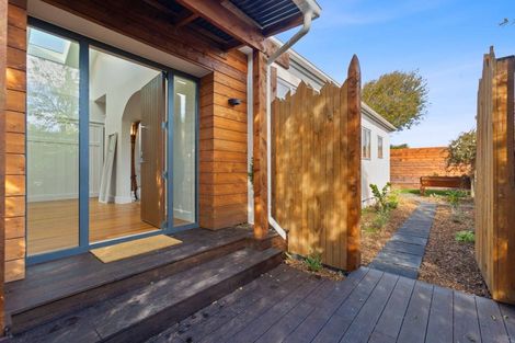 Photo of property in 160 North Avon Road, Richmond, Christchurch, 8013