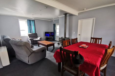 Photo of property in 127 Hall Street, Hokitika, 7810