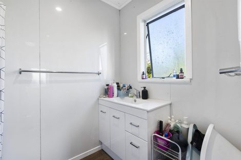 Photo of property in 64 Puriri Street, Hawera, 4610