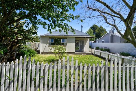 Photo of property in 25 Clifton Avenue, Carterton, 5713