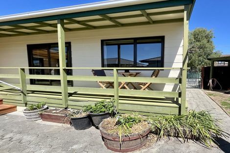 Photo of property in 44c Woodend Road, Woodend, 7610