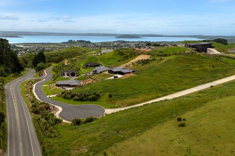 Photo of property in 1 Petes Way, Lynmore, 3076