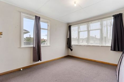 Photo of property in 18 Arimu Road, Papakura, 2110