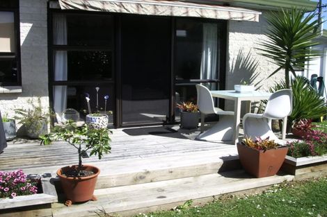 Photo of property in 1/64 Hoteo Avenue, Papatoetoe, Auckland, 2025