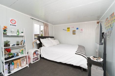 Photo of property in 124 Tremaine Avenue, Westbrook, Palmerston North, 4412