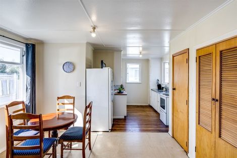 Photo of property in 44 Bibby Street, Waipawa, 4210