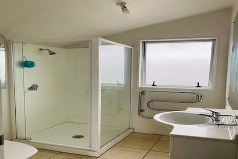 Photo of property in 2/272 Stanmore Road, Richmond, Christchurch, 8013