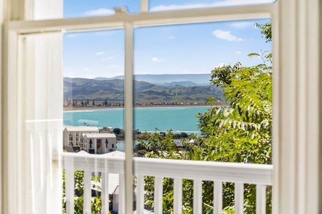 Photo of property in 1 Denholm Road, Hospital Hill, Napier, 4110