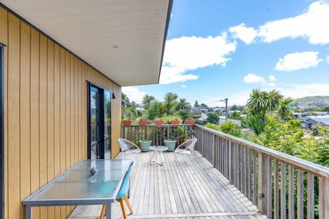 Photo of property in 37 Long Street, Raglan, 3225