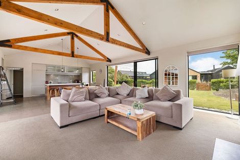 Photo of property in 5 Glengarry Court, Jacks Point, Queenstown, 9371