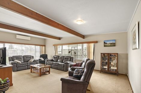 Photo of property in 5 Paul Drive, Ngatea, 3503