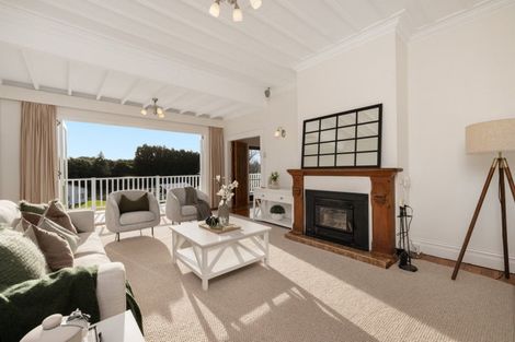 Photo of property in 375 Kaitemako Road, Welcome Bay, Tauranga, 3175