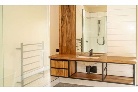 Photo of property in 16 Pa Road, Kerikeri, 0230