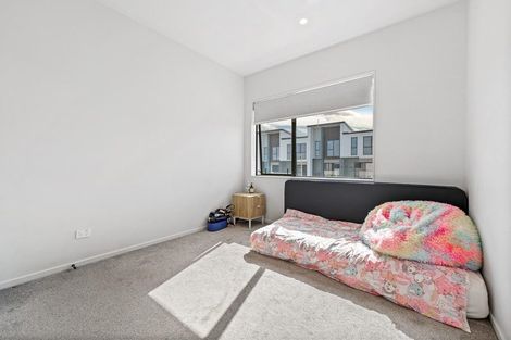Photo of property in 6 Coast Garden Drive, Hobsonville, Auckland, 0616