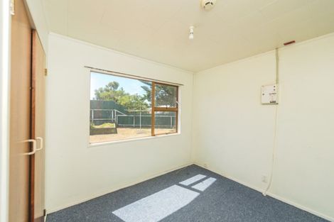 Photo of property in 4 Karyn Street, Castlecliff, Whanganui, 4501