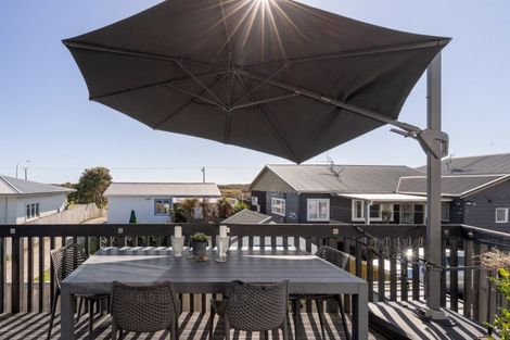 Photo of property in 768b Papamoa Beach Road, Papamoa Beach, Papamoa, 3118