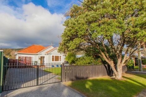 Photo of property in 31 Vincent Street, Waterloo, Lower Hutt, 5011