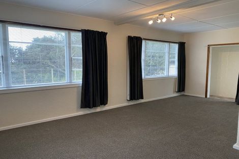Photo of property in 44 Bluegum Road, Paraparaumu Beach, Paraparaumu, 5032
