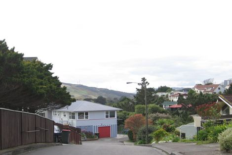 Photo of property in 20 Glen Alton Avenue, Paparangi, Wellington, 6037
