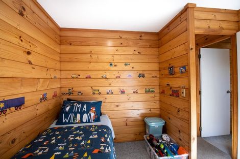 Photo of property in 65 Queens Road, Waikanae Beach, Waikanae, 5036