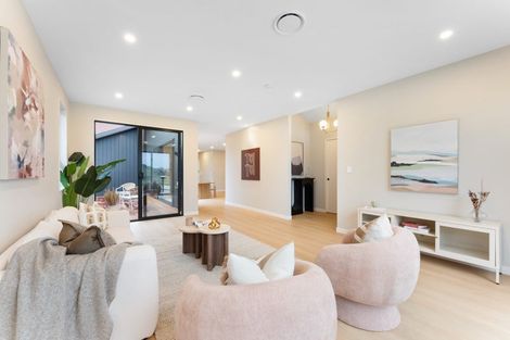 Photo of property in 17 Tamaota Terrace, Wainui, 0992