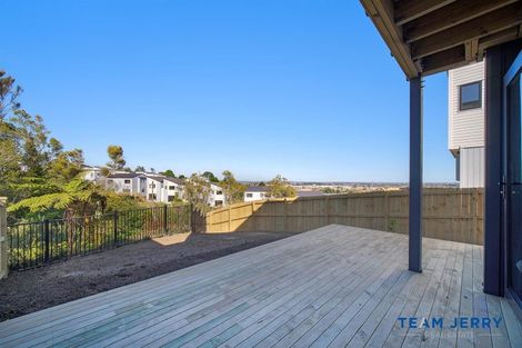 Photo of property in 14a Wahine Street, Papakura, 2110
