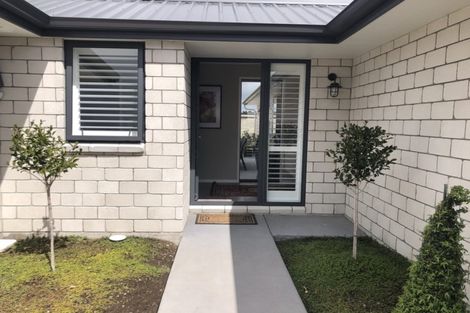 Photo of property in 8 Saint Thomas Avenue, Pyes Pa, Tauranga, 3112