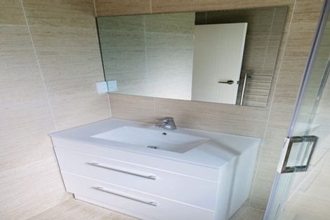 Photo of property in 82 Kyle Road, Greenhithe, Auckland, 0632