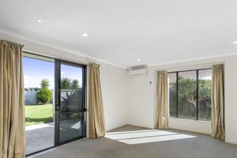 Photo of property in 10 Mornington Dell, Papamoa Beach, Papamoa, 3118