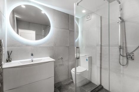 Photo of property in 19a Muir Avenue, Mangere Bridge, Auckland, 2022