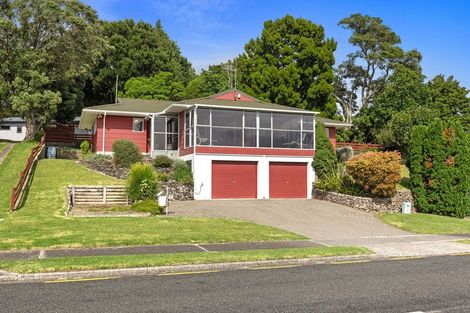 Photo of property in 2 Townhead Crescent, Bethlehem, Tauranga, 3110
