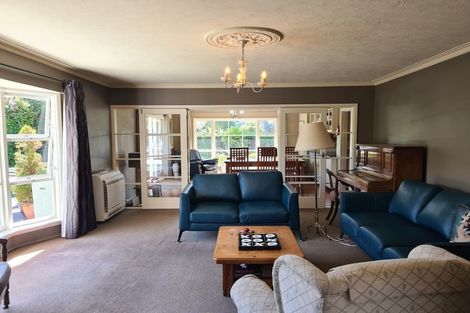 Photo of property in 7 Brookby Crescent, Avonhead, Christchurch, 8042