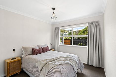 Photo of property in 10 Highbury Drive, Levin, 5510