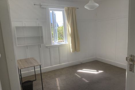 Photo of property in 5 Plunket Street, Kelburn, Wellington, 6012