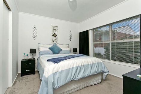 Photo of property in 1/14 Kathleen Street, Totara Vale, Auckland, 0627