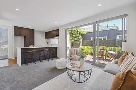 Photo of property in 1/33 Frederick Street, Waltham, Christchurch, 8011