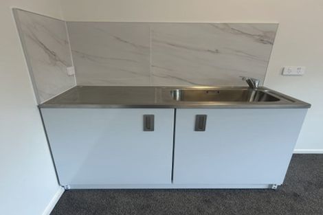 Photo of property in 1/1 Armstrong Place, New Lynn, Auckland, 0600