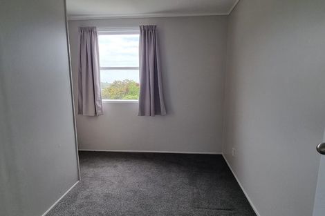 Photo of property in 1b Court Road, Tawa, Wellington, 5028